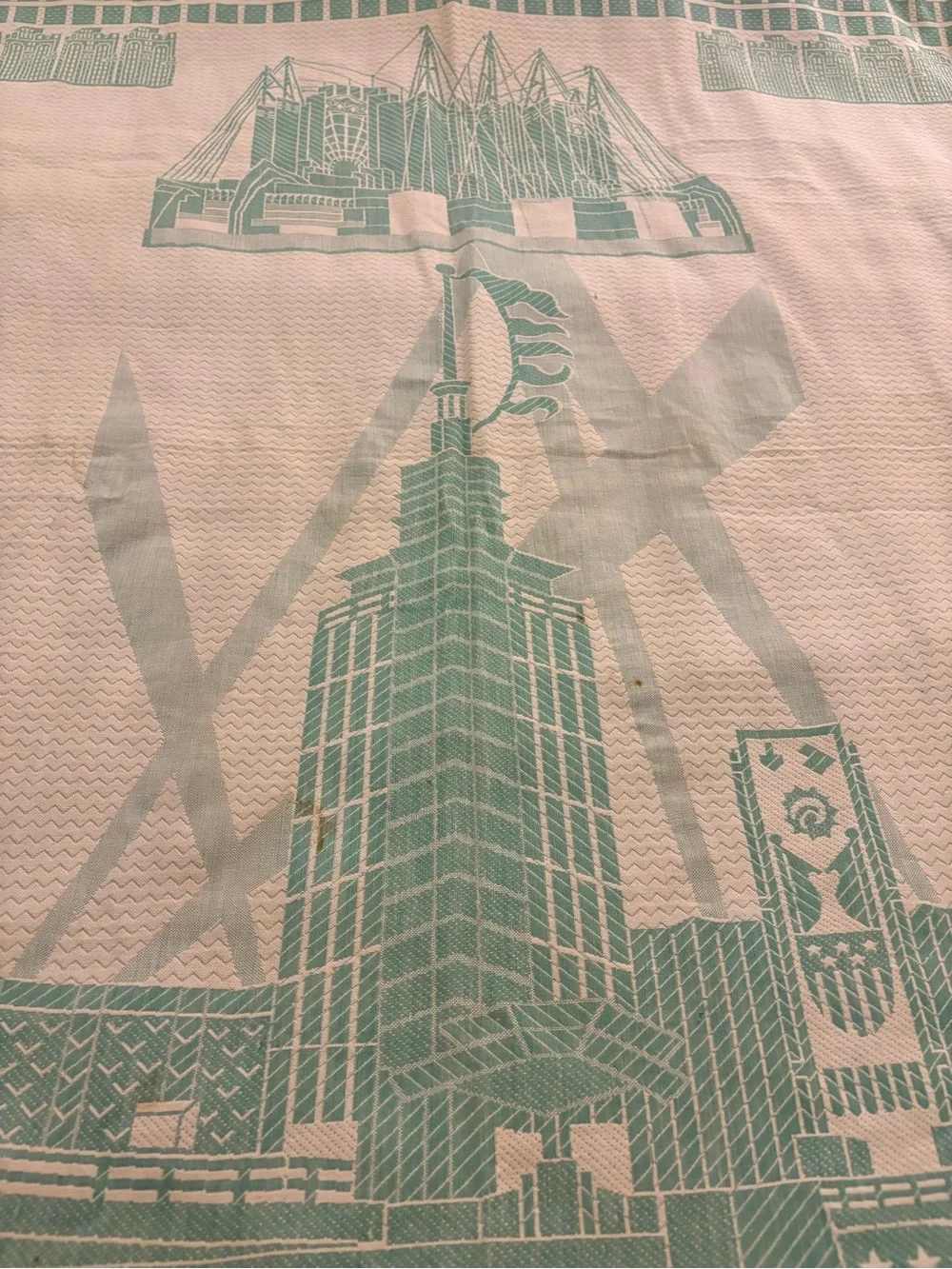 Vintage Chicago 1933 Authentic World’s Fair Jacquard Bedspread - Green & Cream